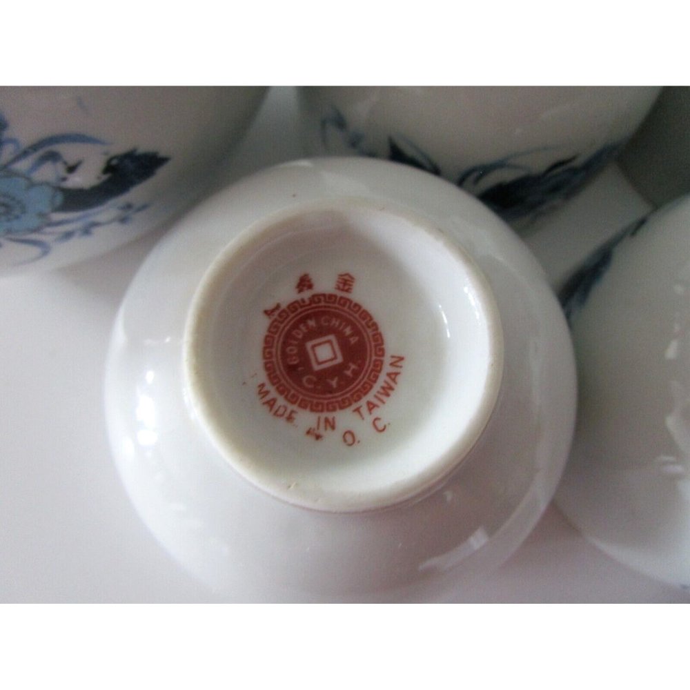 Vintage Golden China Asian Tea Set - 4 Cups & Pot Blue Floral - Ceramic Taiwan - Picture 10 of 16